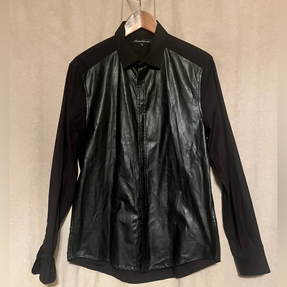 Kenneth Cole PU men’s button down shirt. Size medium